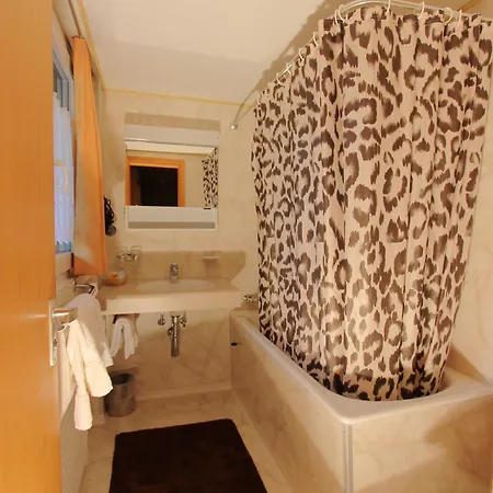 Mezzaprada Hotel 2*