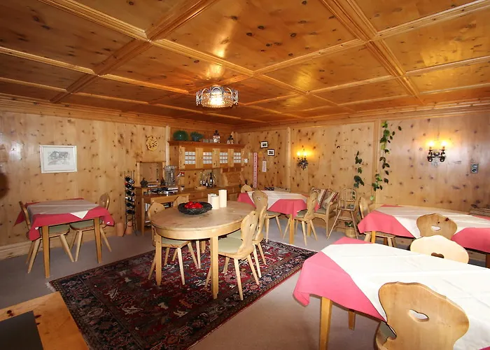 Отель Mezzaprada 2*